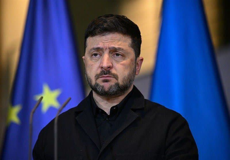 نگرانی زلنسکی از تمرکز ایالات متحده بر ایران و پیامدهای آن نگرانی زلنسکی از تمرکز ایالات متحده بر ایران و پیامدهای آن